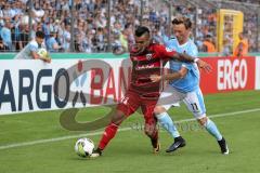 DFB Pokal - Fußball - TSV 1960 München - FC Ingolstadt 04 - Darío Lezcano (11, FCI) Christian Köppel (TSV 11)