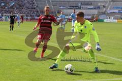 DFB Pokal - Fußball - TSV 1960 München - FC Ingolstadt 04 - Sonny Kittel (10, FCI) Alexander Strobl (TSV 37)