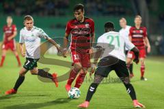 DFB Pokal - Fußball - SpVgg Greuther Fürth - FC Ingolstadt 04 - #gf7#Darío Lezcano (11, FCI) Khaled Narey (21 Fürth)