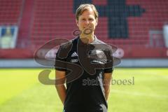 2. Bundesliga - Fußball - Fototermin - FC Ingolstadt 04 - Portraits - Shooting - Saison 2017/2018 - Mannschaftsarzt Prof. Dr. med. Florian Pfab