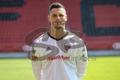 2. Bundesliga - Fußball - Fototermin - FC Ingolstadt 04 - Portraits - Shooting - Saison 2017/2018 - Torwart Fabijan Buntic (24, FCI)