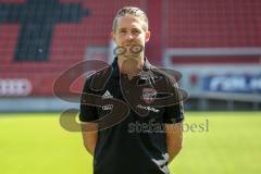 2. Bundesliga - Fußball - Fototermin - FC Ingolstadt 04 - Portraits - Shooting - Saison 2017/2018 - Torwarttrainer Martin Scharfer (FCI)