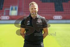 2. Bundesliga - Fußball - Fototermin - FC Ingolstadt 04 - Portraits - Shooting - Saison 2017/2018 - Physiotherapeut Benjamin Sommer