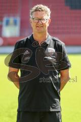 2. Bundesliga - Fußball - Fototermin - FC Ingolstadt 04 - Portraits - Shooting - Saison 2017/2018 - Physiotherapeut Hermann Eikam