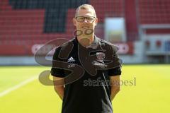 2. Bundesliga - Fußball - Fototermin - FC Ingolstadt 04 - Portraits - Shooting - Saison 2017/2018 - Zeugwart Michael Klattenbacher