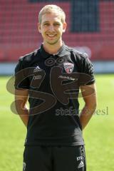 2. Bundesliga - Fußball - Fototermin - FC Ingolstadt 04 - Portraits - Shooting - Saison 2017/2018 - Teamkoordinator Stefan Schröder