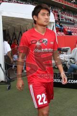 2. BL - Saison 2017/2018 - FC Ingolstadt 04 - SSV Jahn Regensburg - Takahiro Sekine (#22 FCI) beim warm machen - Foto: Meyer Jürgen