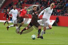 2. Bundesliga - Fußball - FC Ingolstadt 04 - SpVgg Greuther Fürth - Thomas Pledl (30, FCI) Schuß mitte