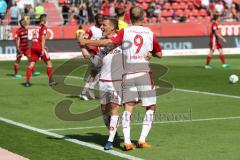 2. Bundesliga - Fußball - FC Ingolstadt 04 - 1. FC Kaiserslautern - Tor Jubel 0:3 Sebastian Andersson (9 Kaiserslautern) hinten chancenlos Torwart Marco Knaller (16, FCI) Ruben Jenssen (11 Kaiserslautern)