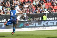 2. Bundesliga - Fußball - FC Ingolstadt 04 - Holstein Kiel - Rafael Czichos (5 Kiel) Stefan Kutschke (20, FCI)