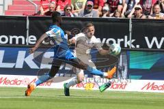 2. Bundesliga - Fußball - FC Ingolstadt 04 - Holstein Kiel - Kingsley Schindler (27 Kiel) Marcel Gaus (19, FCI)