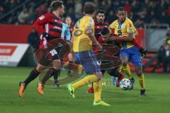 2. BL - Saison 2017/2018 - FC Ingolstadt 04 - Eintracht Braunschweig - Alfredo Morales (#6 FCI) - Louis Samson (#13 Braunschweig) - Foto: Meyer Jürgen