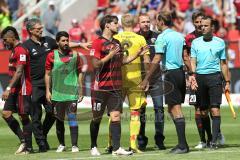 2. Bundesliga - Fußball - FC Ingolstadt 04 - 1. FC Union Berlin - 0:1 - Beschwerde beim Schiedsrichter nach dem Spiel wegen Foul und nicht gegebenen Elfmeter , Cheftrainer Maik Walpurgis (FCI) Romain Brégerie (18, FCI) Almog Cohen (8, FCI) Co-Trainer Mich