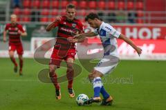 2. BL - Saison 2017/2018 - FC Ingolstadt 04 - MSV Duisburg - Hauke Wahl (#25 FCI) - Gerrit Nauber (#6 Duisburg) - Foto: Meyer Jürgen