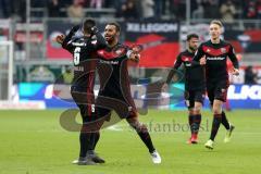 2. Bundesliga - Fußball - FC Ingolstadt 04 - SpVgg Greuther Fürth - Tor Jubel 2:0 Alfredo Morales (6, FCI) zeigt auf seine Nummer vor den Fans mit Marvin Matip (34, FCI) Tobias Schröck (21, FCI) Christian Träsch (28, FCI)