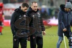 2. Bundesliga - Fußball - FC Ingolstadt 04 - VfL Bochum - Spiel ist aus 0:1 Niederlage Cheftrainer Stefan Leitl (FCI) und Fitnesstrainer Jörg Mikoleit (FCI) enttäuscht vom Platz