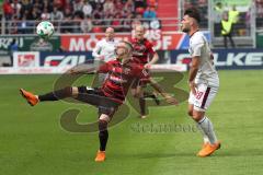 2. Bundesliga - Fußball - FC Ingolstadt 04 - 1. FC Nürnberg - Sonny Kittel (10, FCI) Eduard Löwen (38 FCN)