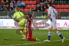 2. BL - Saison 2017/2018 - FC Ingolstadt 04 - MSV Duisburg - Dario Lezcano (#11 FCI) reklamiert einen Elfmeter - Mark Flekken Torwart (#1 Duisburg) - Dustin Bomheuer (#4 Duisburg) - Foto: Meyer Jürgen