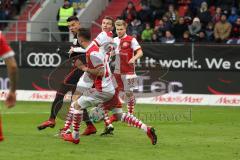 2. Bundesliga - Fußball - FC Ingolstadt 04 - Fortuna Düsseldorf - Alfredo Morales (6, FCI) Niko Gießelmann Jean Zimmer (39 Fortuna)