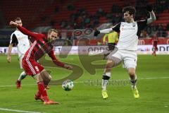 2. Bundesliga - Fußball - FC Ingolstadt 04 - SV Sandhausen - Moritz Hartmann (9, FCI) gegen Karl, Markus (23 SV)