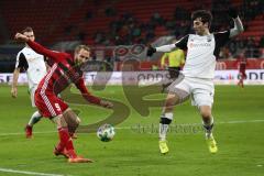 2. Bundesliga - Fußball - FC Ingolstadt 04 - SV Sandhausen - Moritz Hartmann (9, FCI) gegen Karl, Markus (23 SV)