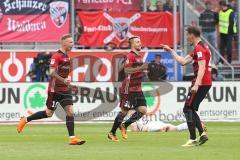 2. Bundesliga - Fußball - FC Ingolstadt 04 - 1. FC Nürnberg - Tor 1:0 Jubel Robert Leipertz (13, FCI) mit Sonny Kittel (10, FCI) Stefan Kutschke (20, FCI)