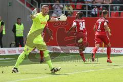 2. BL - Saison 2017/2018 - FC Ingolstadt 04 - SSV Jahn Regensburg - Marvin Matip (#34 FCI)trifft zum 2:1 Führungstreffer - Philipp Pentke (#1 Torwart Regensburg) - Jubel -  Foto: Meyer Jürgen