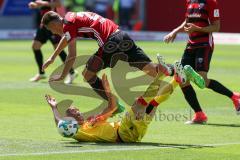 2. BL - Saison 2017/2018 - FC Ingolstadt 04 - 1. FC Union Berlin - Phil Neumann (#26 FCI) wird gefoult - Foto: Meyer Jürgen