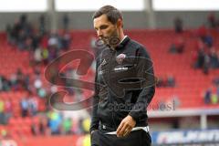 2. Bundesliga - Fußball - FC Ingolstadt 04 - FC Erzgebirge Aue - Spiel ist aus Niederlage, hängende Köpfe bei Ingolstadt, Cheftrainer Stefan Leitl (FCI)