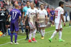 2. Bundesliga - Fußball - FC Ingolstadt 04 - FC Erzgebirge Aue - Streit Sonny Kittel (10, FCI) Riese Philipp (Aue 17)