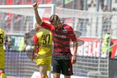 2. BL - Saison 2017/2018 - FC Ingolstadt 04 - 1. FC Union Berlin - Stefan Kutschke (#20 FCI) -hebt den Daumen - Foto: Meyer Jürgen