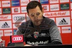 2. Bundesliga - Fußball - FC Ingolstadt 04 - FC St. Pauli - Pressekonferenz nach dem Spiel, Cheftrainer Stefan Leitl (FCI)