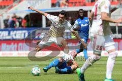 2. Bundesliga - Fußball - FC Ingolstadt 04 - Holstein Kiel - Alfredo Morales (6, FCI) Patrick Herrmann (19 Kiel)