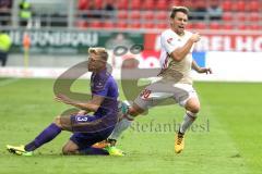 2. Bundesliga - Fußball - FC Ingolstadt 04 - FC Erzgebirge Aue - Hertner Sebastian (Aue 3)Thomas Pledl (30, FCI) stoßen zusammen