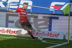 2. BL - Saison 2017/2018 - FC Ingolstadt 04 - Arminia Bielefeld - Robert Leipertz (#13 FCI) beim Eckball - Foto: Meyer Jürgen