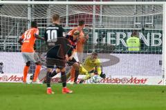 2. BL - Saison 2017/2018 - FC Ingolstadt 04 - SV Darmstadt 98 - Orjan Nyland (#1 Torwart FCI) hält den Ball sicher - Foto: Meyer Jürgen