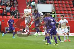 2. BL - Saison 2017/2018 - FC Ingolstadt 04 - FC Erzgebirge Aue - Almog Cohen (#8 FCI) beim Kopfball - Roman Bregerie (#18 FCI) - Rizzuto Calogero #20 Aue - Foto: Meyer Jürgen