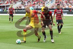 2. Bundesliga - Fußball - FC Ingolstadt 04 - 1. FC Union Berlin - 0:1 - Pedersen Kristian (Union 6) wird von Stefan Kutschke (20, FCI) gestoppt Hose