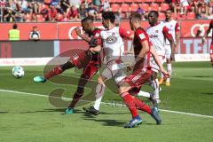 2. Bundesliga - Fußball - FC Ingolstadt 04 - 1. FC Kaiserslautern - Torchance Marvin Matip (34, FCI) Jan-Ole Sievers Torwart (32 Kaiserslautern) hält