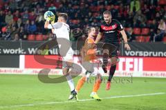 2. Bundesliga - Fußball - FC Ingolstadt 04 - SV Darmstadt 98 - 3:0 - rechts Antonio Colak (7, FCI) kommt zu spät, Torwart Daniel Heuer Fernandez (1 Darmstadt) hält