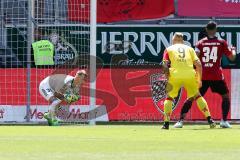 2. BL - Saison 2017/2018 - FC Ingolstadt 04 - 1. FC Union Berlin - Martin Hansen (#35 Torwart FCI) hält den Ball sicher - Foto: Meyer Jürgen
