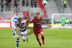2. BL - Saison 2017/2018 - FC Ingolstadt 04 - MSV Duisburg - Max Christiansen (#5 FCI) - Kevin Wolze (#17 Duisburg) - Foto: Meyer Jürgen