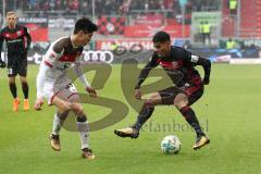2. Bundesliga - Fußball - FC Ingolstadt 04 - FC St. Pauli - Park, Yi-Young (39 Pauli) Paulo Otavio (4, FCI)