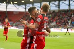 2. BL - Saison 2017/2018 - FC Ingolstadt 04 - MSV Duisburg - Hauke Wahl (#25 FCI) mit dem 1:1 Ausgleichstreffer - jubel - Alfredo Morales (#6 FCI) - Foto: Meyer Jürgen