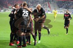 2. Bundesliga - Fußball - FC Ingolstadt 04 - SV Darmstadt 98 - Tor 3:0 durch Thomas Pledl (30, FCI) mit Hauke Wahl (25, FCI) Marvin Matip (34, FCI) Christian Träsch (28, FCI)