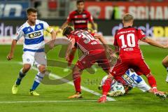 2. BL - Saison 2017/2018 - FC Ingolstadt 04 - MSV Duisburg - Thomas Pledl (#30 FCI) - Dustin Bomheuer (#4 Duisburg) - Sonny Kittel (#10 FCI) - Foto: Meyer Jürgen