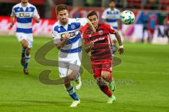 2. BL - Saison 2017/2018 - FC Ingolstadt 04 - MSV Duisburg - Dario Lezcano (#11 FCI) - Dustin Bomheuer (#4 Duisburg) - Foto: Meyer Jürgen