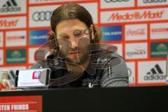 2. Bundesliga - Fußball - FC Ingolstadt 04 - SV Darmstadt 98 - 3:0 - Pressekonferenz nach dem Spiel Cheftrainer Torsten Frings (Darmstadt)