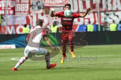 2. Bundesliga - Fußball - FC Ingolstadt 04 - SSV Jahn Regensburg - Andreas Geipl (8 Jahn) Almog Cohen (8, FCI)