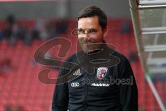 2. Bundesliga - Fußball - FC Ingolstadt 04 - SV Darmstadt 98 - Cheftrainer Stefan Leitl (FCI) Regen